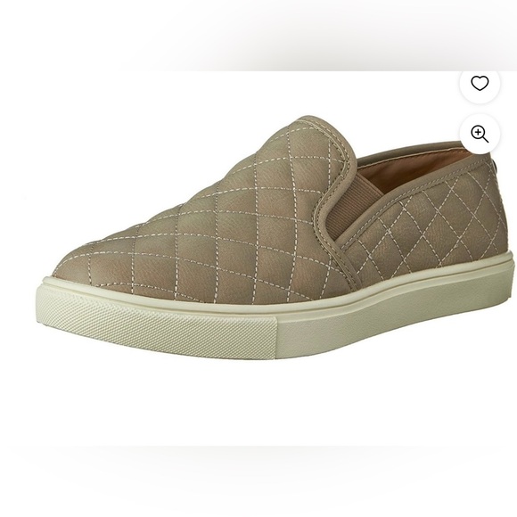 Steve Madden slip on quilted sneakers - Picture 1 of 8